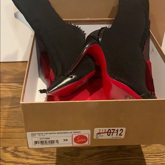 Christian Louboutin | Shoes | Soldchristian Louboutin Dovi Dova ...